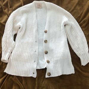 Urban Outfitters - Chunky knit cardigan - size XS (oversized)